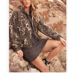 PROMESA | LEOPARD ANIMAL PRINT DENIM JEAN JACKET 100% COTTON WOMEN'S SIZE SMALL